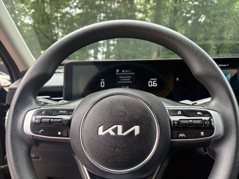 Used 2025 Kia K5 LXS FWD image 21