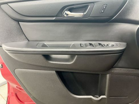 Used 2013 Chevrolet Traverse LT w/ All-Star Edition image 20