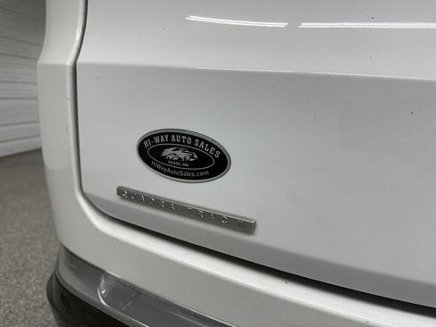 Used 2022 Jeep Wagoneer Series III image 8