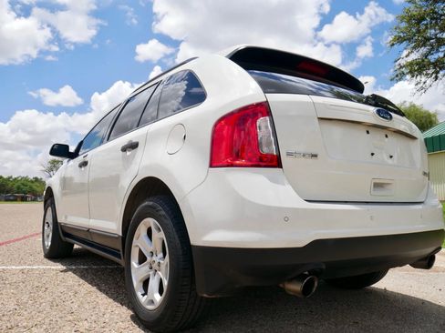 Used 2012 Ford Edge SE image 4
