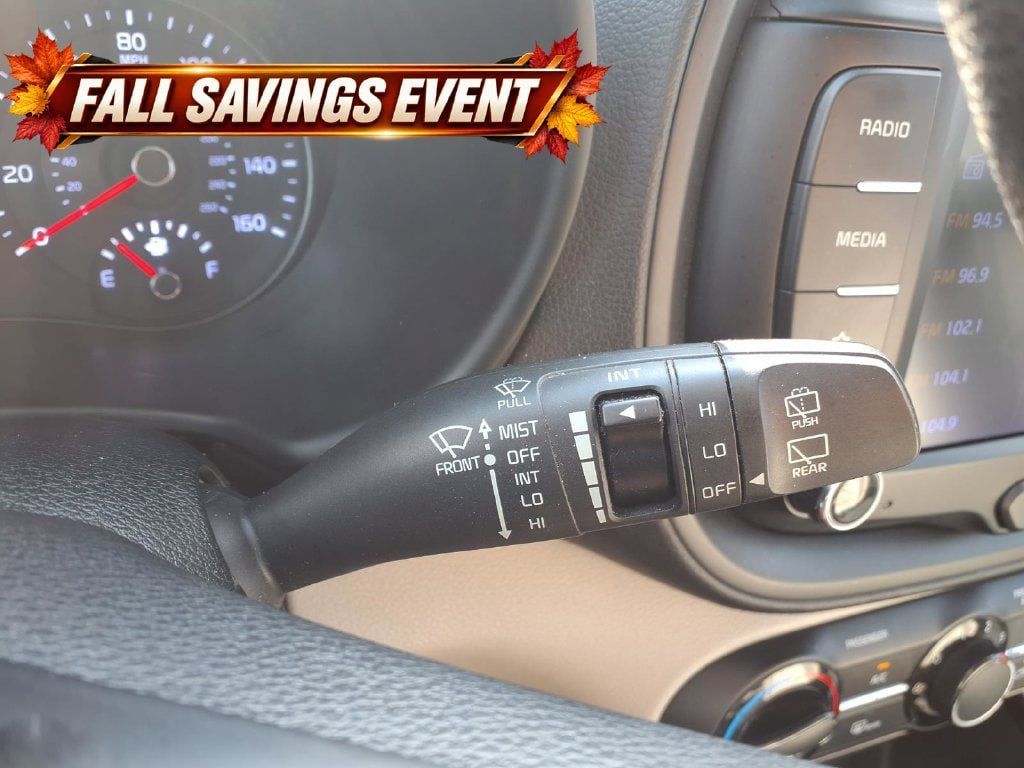 Certified 2022 Kia Soul LX w/ Technology Package FWD image 20