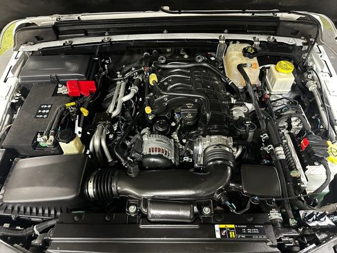 Used 2020 Jeep Gladiator Rubicon AWD/4WD image 26