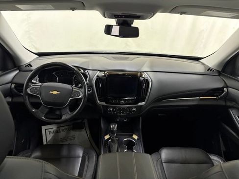 Used 2021 Chevrolet Traverse LT w/ LT Premium Package AWD/4WD image 30
