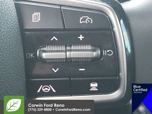 Used 2024 Kia Sorento S w/ Panoramic Sunroof Package image 17