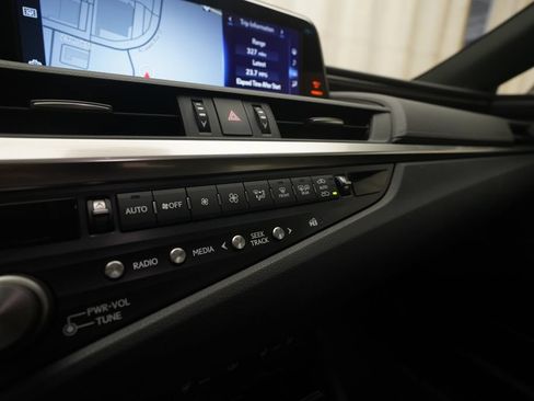 Used 2021 Lexus ES 350 w/ Accessory Package 2 FWD image 21