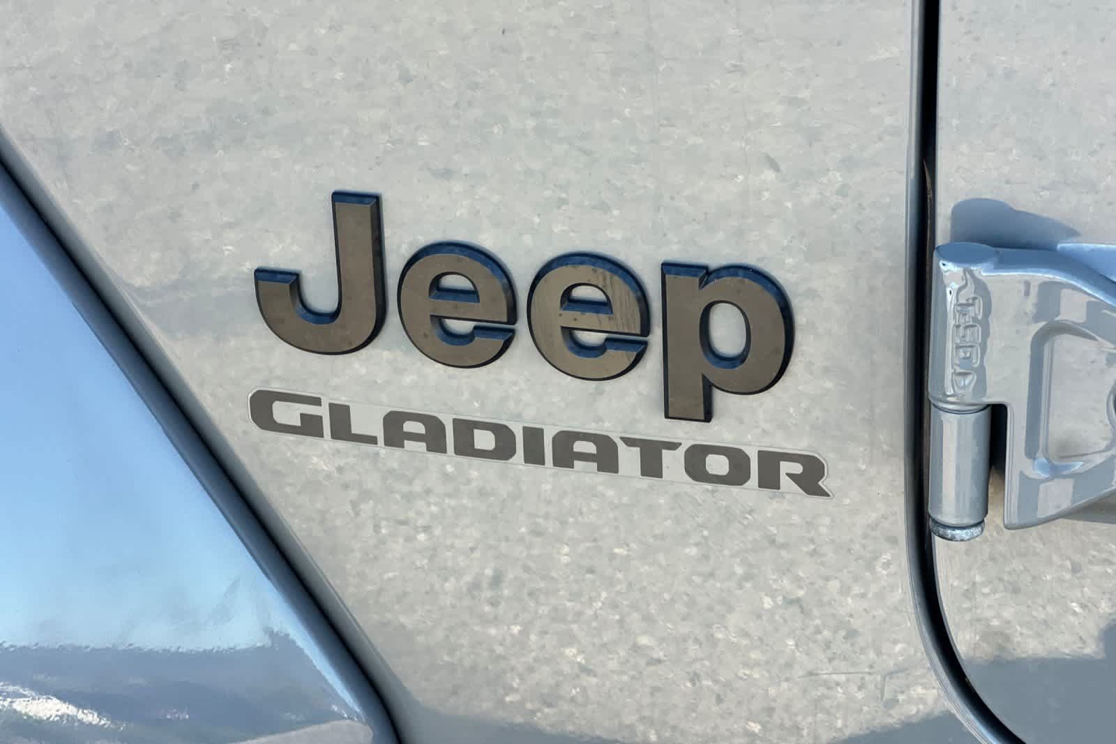 Used 2022 Jeep Gladiator Sport AWD/4WD image 31