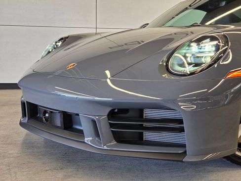 Certified 2025 Porsche 911 Carrera S RWD image 25