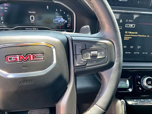 Certified 2024 GMC Sierra 1500 AT4 w/ AT4 Premium Package AWD/4WD image 24