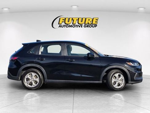 Used 2025 Honda HR-V LX image 4