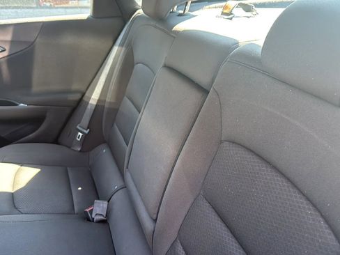 Used 2020 Chevrolet Malibu LT FWD image 19