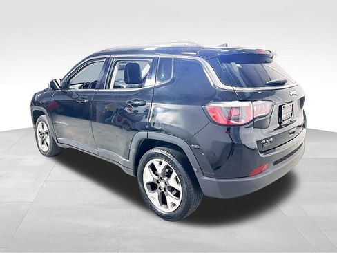 Used 2018 Jeep Compass Limited AWD/4WD image 7