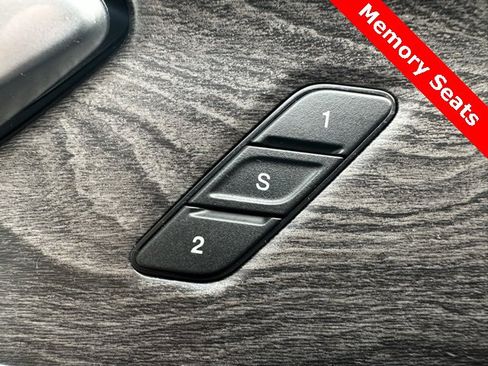 Used 2022 Jeep Grand Cherokee L Limited image 18