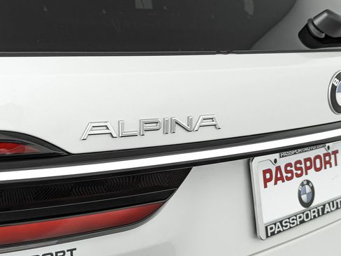 New 2026 BMW ALPINA XB7 image 7