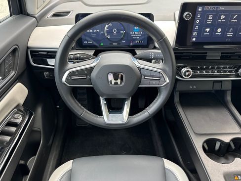Used 2025 Honda Prologue Touring image 30