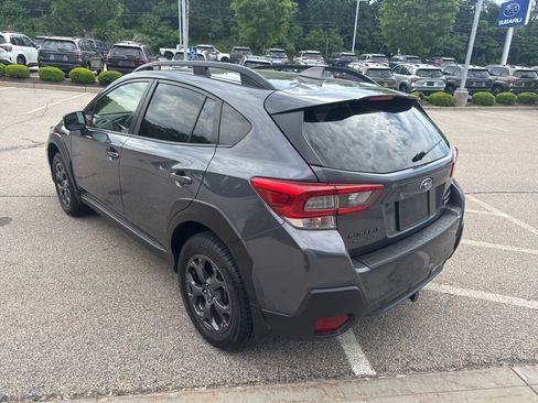 Used 2022 Subaru Crosstrek 2.5i Sport w/ Moonroof Package AWD/4WD image 4