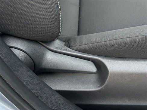 Used 2025 Toyota Corolla LE image 28