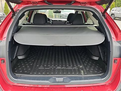 Used 2024 Subaru Outback Premium image 28