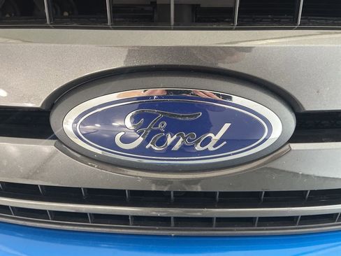 Used 2019 Ford F150 XLT w/ Equipment Group 302A Luxury AWD/4WD image 34