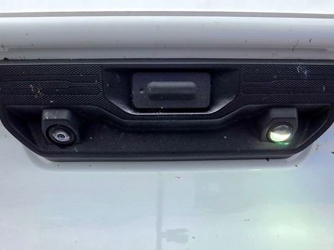 Used 2024 Chevrolet Silverado 1500 LT w/ Protection Package AWD/4WD image 11