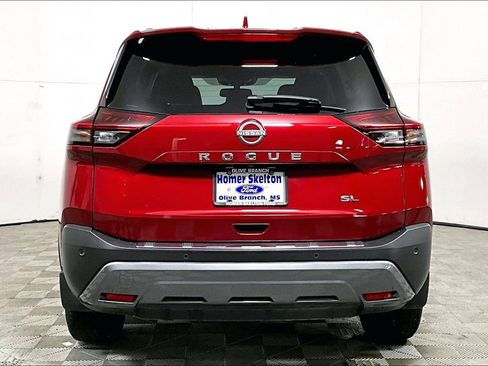 Used 2023 Nissan Rogue SL w/ SL Premium Package image 4