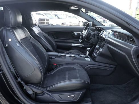 Used 2019 Ford Mustang GT Premium w/ GT Performance Package RWD image 41