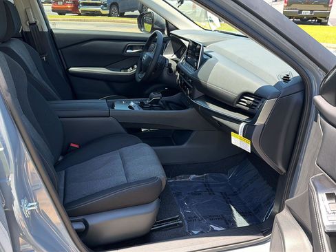 New 2026 Nissan Rogue SV w/ Cold Weather Package FWD image 13