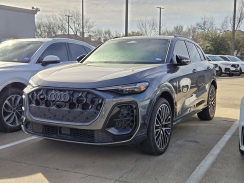 Used 2025 Audi SQ5 Premium Plus image 6