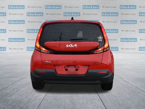 Used 2022 Kia Soul LX w/ Technology Package image 17