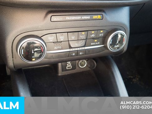 Used 2025 Ford Escape ST-Line image 11