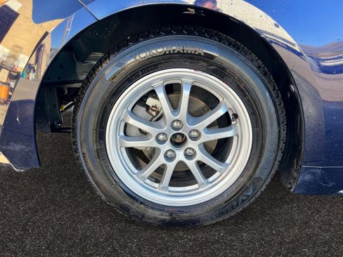 Used 2021 Toyota Corolla LE image 14