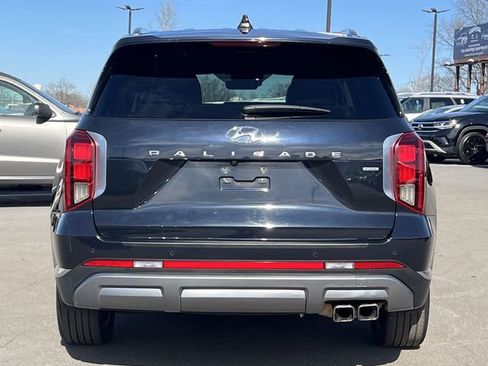 Used 2023 Hyundai Palisade Limited image 41