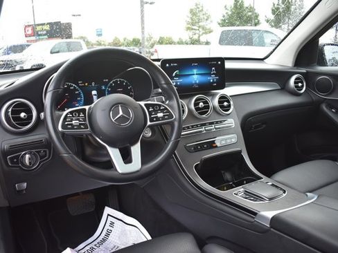 Used 2022 Mercedes-Benz GLC 300 image 19