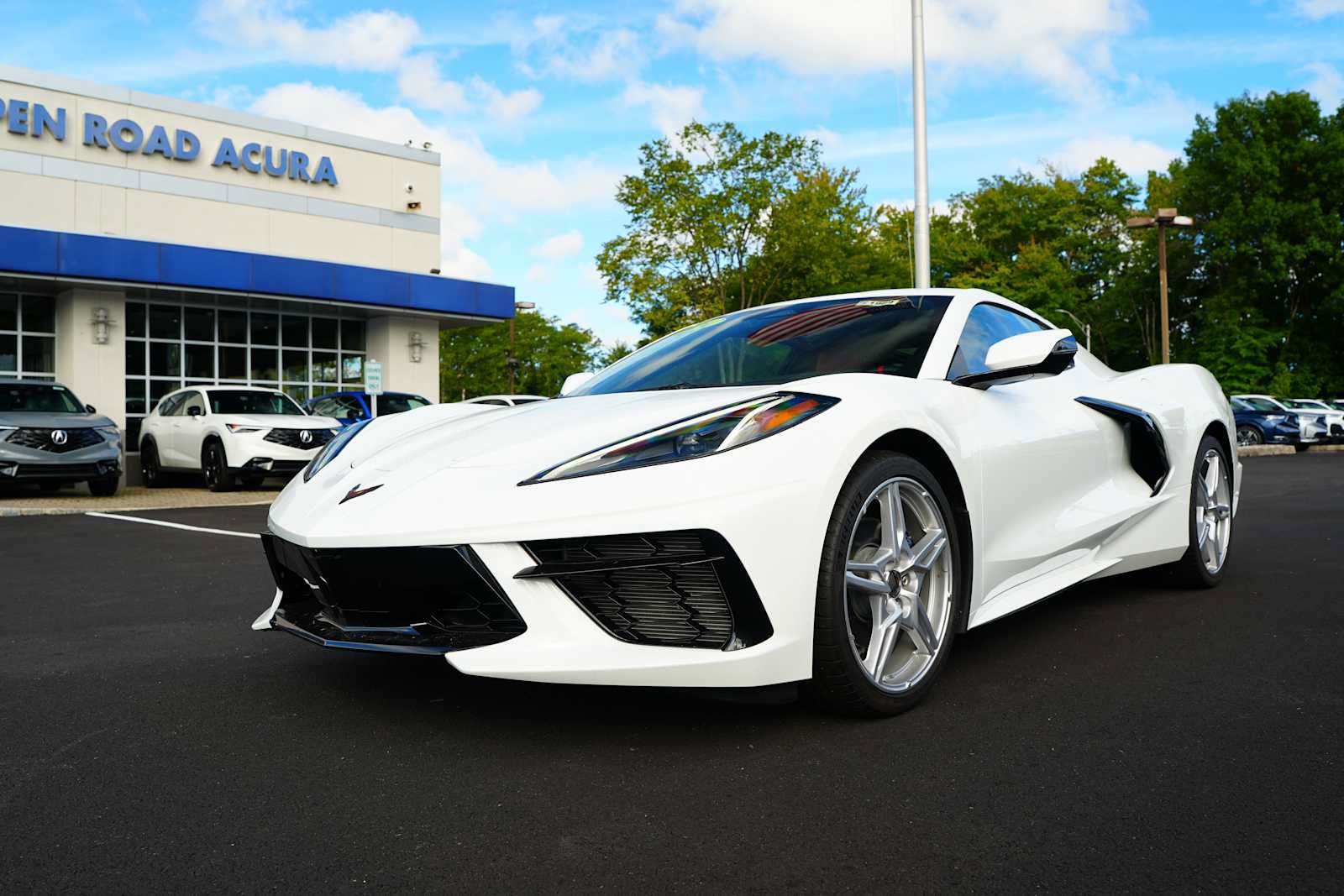 Used 2024 Chevrolet Corvette Stingray Coupe w/ 1LT RWD image 3