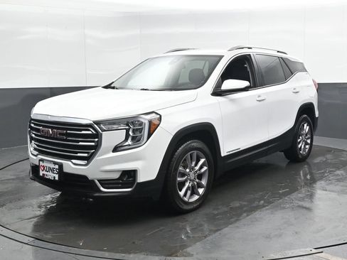 Used 2023 GMC Terrain SLT image 8