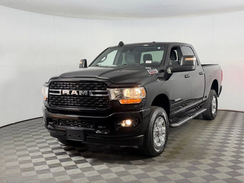 Used 2024 RAM 2500 Big Horn w/ Safety Group image 11