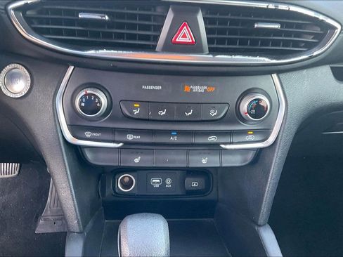 Used 2019 Hyundai Santa Fe SEL FWD image 31
