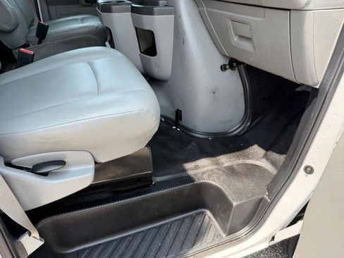 Used 2018 Ford E-350 and Econoline 350 Super Duty w/ Power Windows & Locks Group RWD image 11