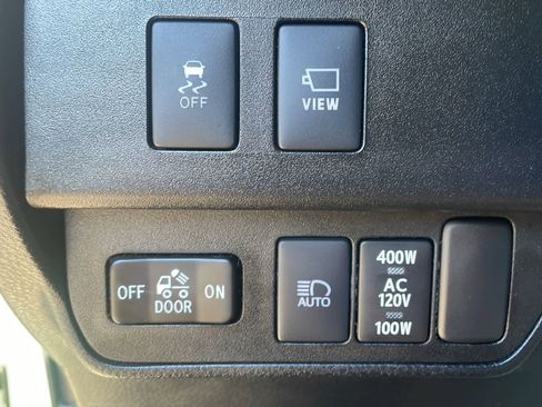 Used 2021 Toyota Tacoma TRD Off-Road w/ TRD Premium Off Road Package image 16