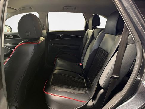 Certified 2020 Kia Sorento S image 24