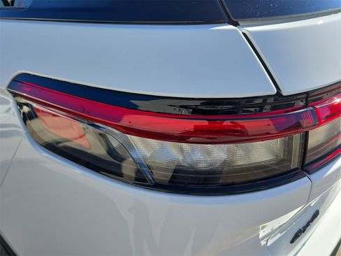 New 2025 Jeep Grand Cherokee Altitude image 35