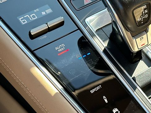Used 2018 Porsche Panamera 4 AWD/4WD image 23