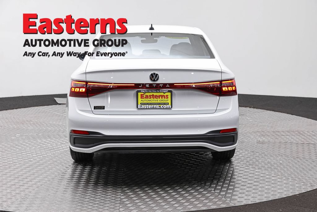 Used 2025 Volkswagen Jetta Sport FWD image 8