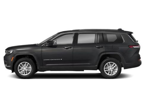 Used 2024 Jeep Grand Cherokee L Laredo image 3