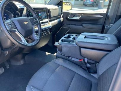 Used 2025 Chevrolet Silverado 1500 LT