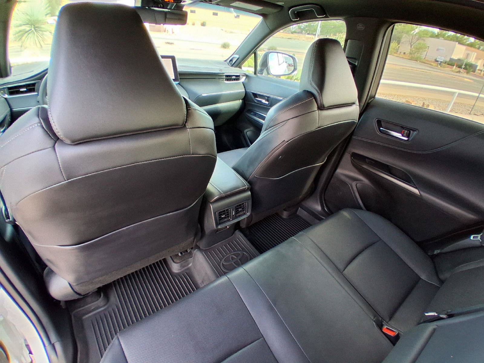 Used 2024 Toyota Venza Limited AWD/4WD image 19