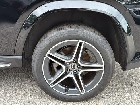 Used 2023 Mercedes-Benz GLS 450 4MATIC image 31