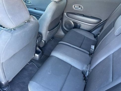 Used 2021 Honda HR-V EX image 15