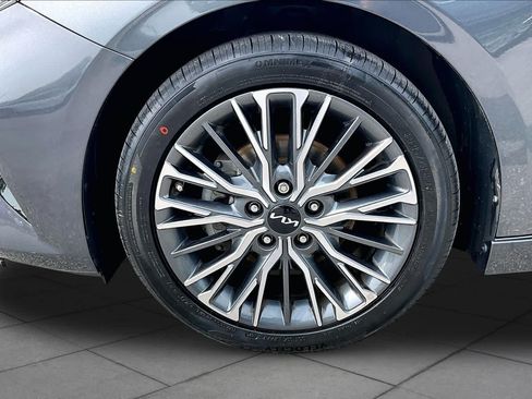Used 2022 Kia Forte GT-Line w/ GT-Line Premium Package FWD image 11