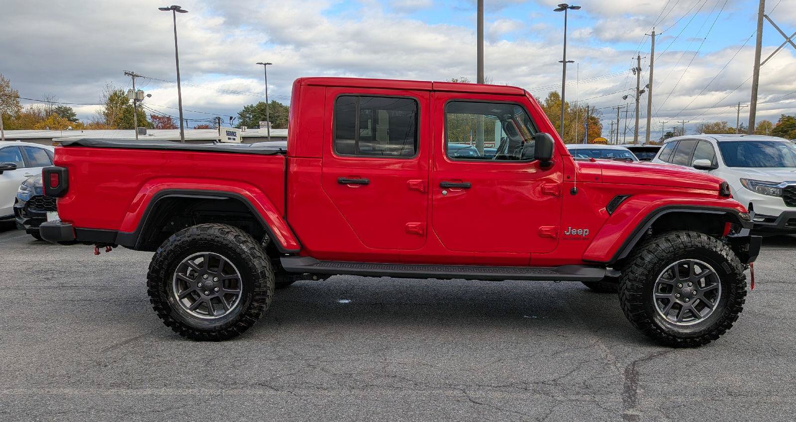 Used 2022 Jeep Gladiator Overland w/ Popular Equipment Package AWD/4WD image 6