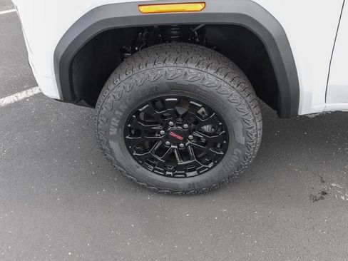 New 2026 GMC Canyon Elevation RWD image 30